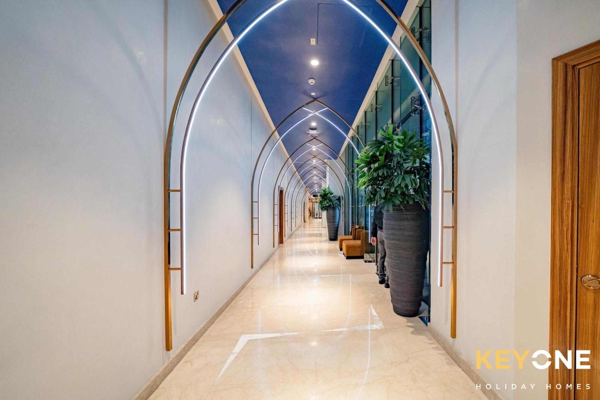 Sleek Studio In Prive With Stunning Canal View Ντουμπάι Εξωτερικό φωτογραφία