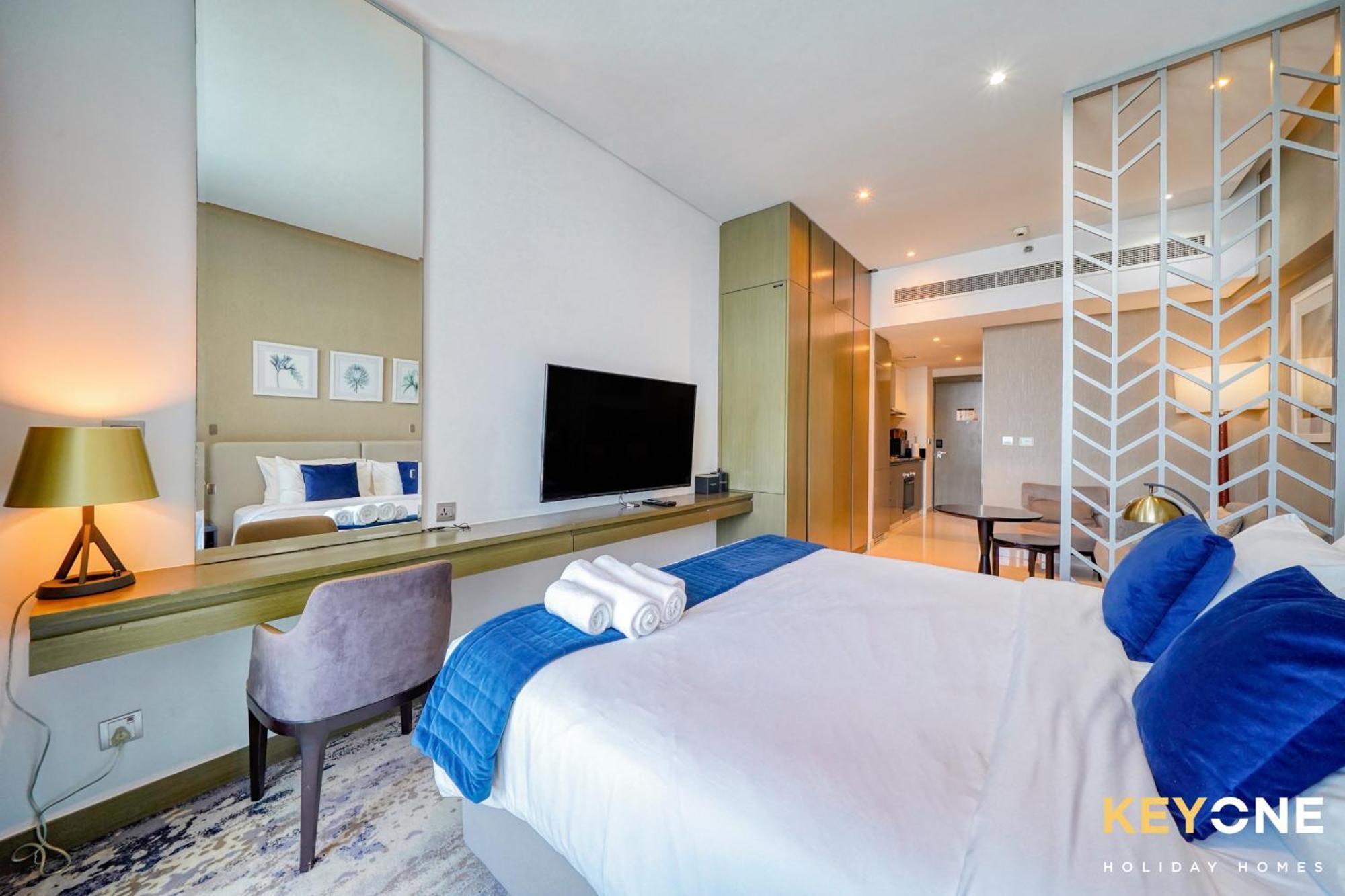 Sleek Studio In Prive With Stunning Canal View Ντουμπάι Εξωτερικό φωτογραφία